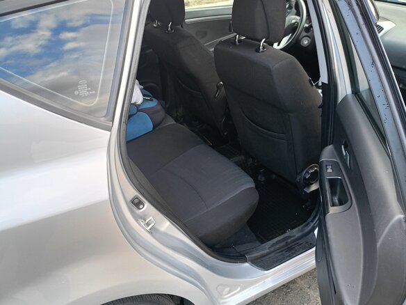 2011 Kia Ceed I Рестайлинг, серебристый, 750000 рублей - вид 11