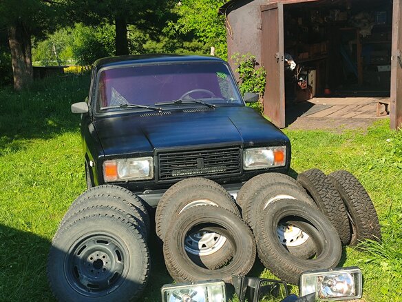 2005 Lada (ВАЗ) 2107, чёрный, 115000 рублей - вид 1