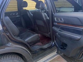 2016 Ford Explorer V Рестайлинг, чёрный, 2400000 рублей, вид 5