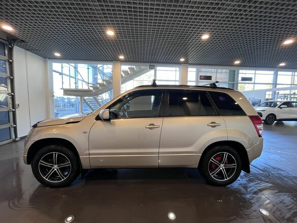 2005 Suzuki Grand Vitara II, бежевый, 550000 рублей - вид 5