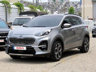 2021 Kia Sportage IV Рестайлинг, серебристый, 1740000 рублей, вид 1