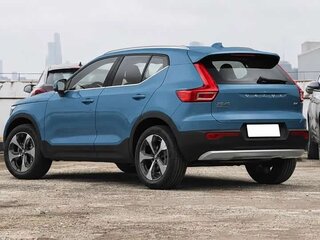 2024 Volvo XC40 I Рестайлинг, голубой, 3195167 рублей, вид 4
