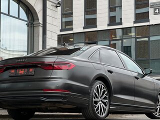 2022 Audi A8 Long 55 TFSI IV (D5) Рестайлинг, чёрный, 8300000 рублей, вид 4