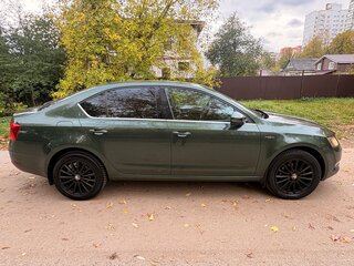 2020 Skoda Octavia III (A7) Рестайлинг, зелёный, 1850000 рублей, вид 4