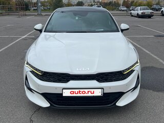2022 Kia K5 III, белый, 2650000 рублей, вид 1