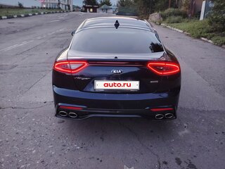2019 Kia Stinger I, синий, 2450000 рублей, вид 3