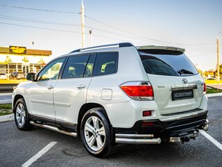 2012 Toyota Highlander II (XU40) Рестайлинг, белый, 1758000 рублей, вид 5