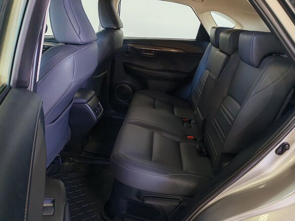 2016 Lexus NX 200 I, серый, 2660000 рублей - вид 18