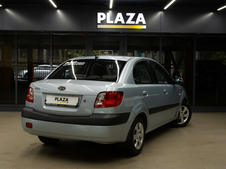 2007 Kia Rio II, серебристый, 450000 рублей, вид 4