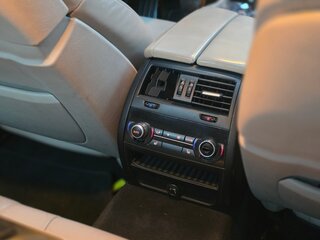 2011 BMW 5 серии 550i xDrive VI (F10/F11/F07), серый, 1420000 рублей, вид 4