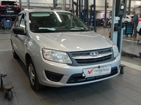 2018 Lada (ВАЗ) Granta I, серебристый, 438000 рублей, вид 2