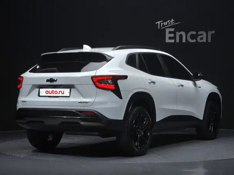 2023 Chevrolet Trax II, белый, 1500000 рублей, вид 2