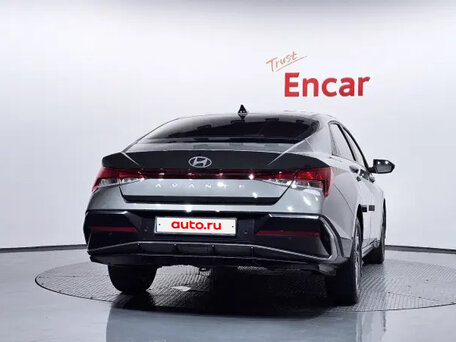 2025 Hyundai Avante VII Рестайлинг, серый, 1800000 рублей, вид 4