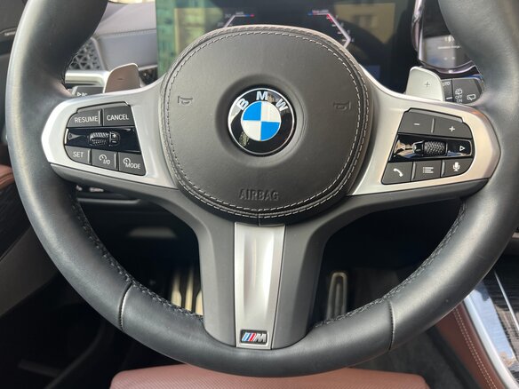 2023 BMW X5 45e IV (G05/G18), чёрный, 11790000 рублей - вид 11