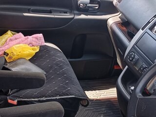 2010 Nissan Serena III (C25), серый, 1000000 рублей, вид 5