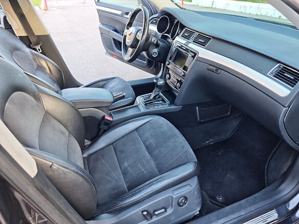 2011 Skoda Superb II, коричневый, 1050000 рублей - вид 7