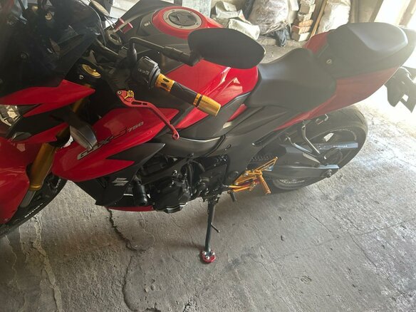 2017 Suzuki GSX-S 750, красный, 600000 рублей