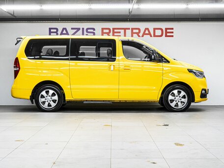 2020 Hyundai Grand Starex I Рестайлинг 2, жёлтый, 2629000 рублей, вид 4