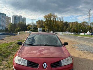 2007 Renault Megane II Рестайлинг, красный, 230000 рублей, вид 2
