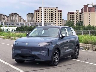 2026 Leapmotor A10 39.8 kWh, голубой, 1770000 рублей, вид 1