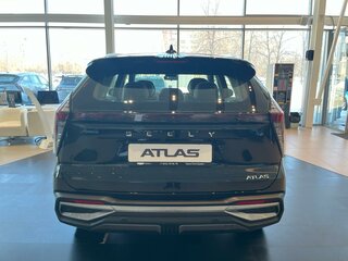 2024 Geely Atlas II, чёрный, 3817190 рублей, вид 4