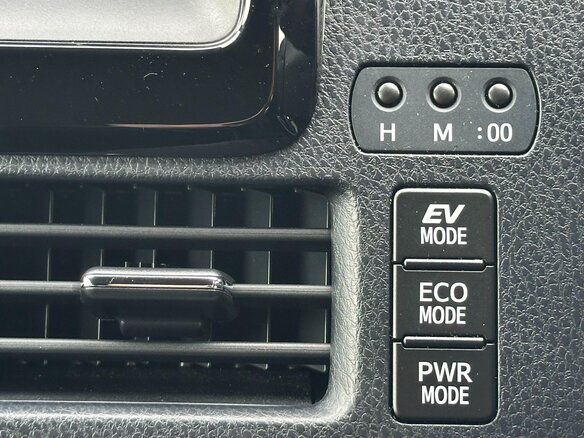 2021 Toyota Noah III (R80) Рестайлинг, белый, 1699000 рублей - вид 31