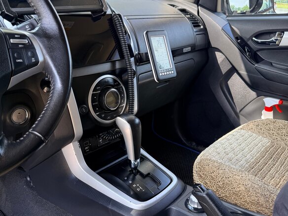 2019 Isuzu D-MAX, синий, 7500000 рублей - вид 5