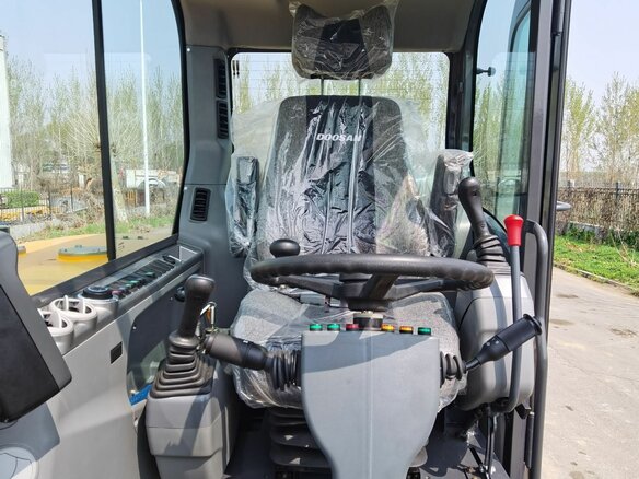 2026 Yanmar VIO, оранжевый, 2300000 рублей - вид 5