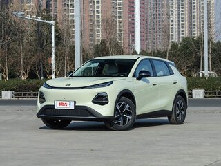 2026 Changan Qiyuan Q05 40.3 kWh II, зелёный, 1832095 рублей, вид 3