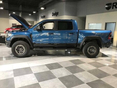 2026 Ram 1500 TRX SRT V Рестайлинг, синий, 18120000 рублей, вид 2