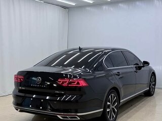 2022 Volkswagen Magotan B8 Рестайлинг, чёрный, 1580000 рублей, вид 5