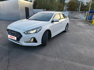 2019 Hyundai Sonata VII (LF) Рестайлинг, белый, 2150000 рублей, вид 1
