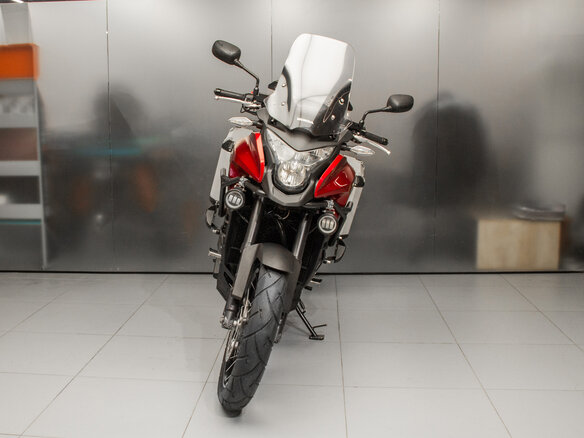 2017 Honda VFR 1200, красный, 862528 рублей - вид 1