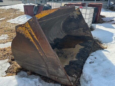 2005 Komatsu WA320-3, жёлтый, 4000000 рублей, вид 5