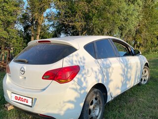 2011 Opel Astra J, белый, 360000 рублей, вид 4