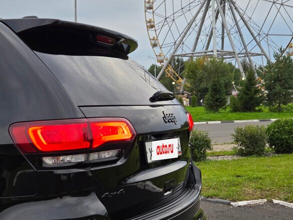 2021 Jeep Grand Cherokee IV (WK2) Рестайлинг, чёрный, 6500000 рублей - вид 10