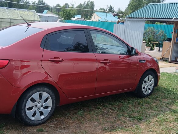 2016 Kia Rio III Рестайлинг, красный - вид 1