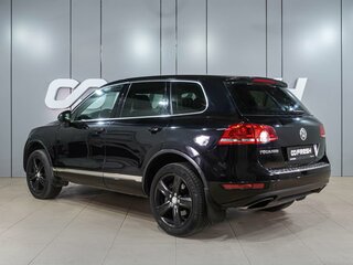 2012 Volkswagen Touareg II, чёрный, 1499000 рублей, вид 2