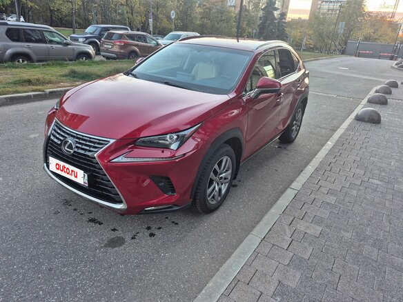 2017 Lexus NX 200 I Рестайлинг, красный, 2800000 рублей - вид 2