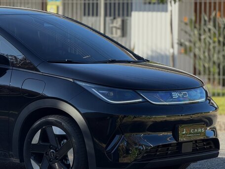 2025 BYD Dolphin 45.12 kWh I Рестайлинг, чёрный, 1750000 рублей, вид 3