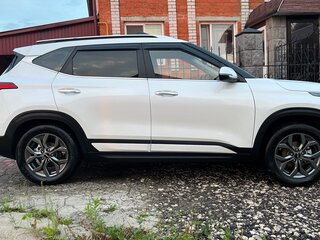 2024 Kia Seltos I Рестайлинг, белый, 1960000 рублей, вид 5