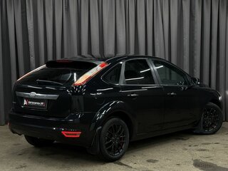 2009 Ford Focus II Рестайлинг, чёрный, 594777 рублей, вид 4