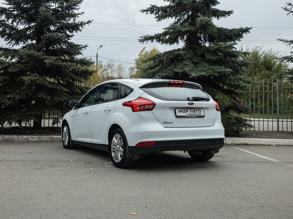 2018 Ford Focus III Рестайлинг, белый, 1195000 рублей - вид 1