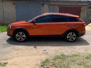2020 Lada (ВАЗ) Vesta SW Cross I, оранжевый, 1100000 рублей, вид 4
