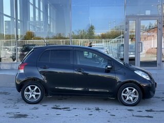 2008 Toyota Vitz II (XP90), чёрный, 599000 рублей, вид 4