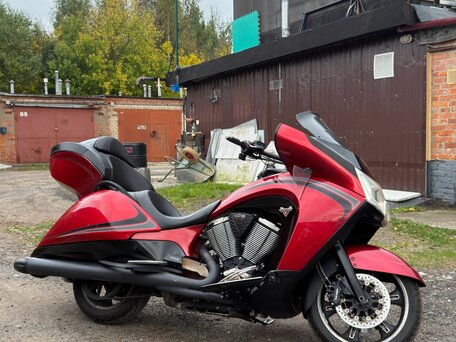 2013 Victory Vision Tour, красный, 809999 рублей, вид 2