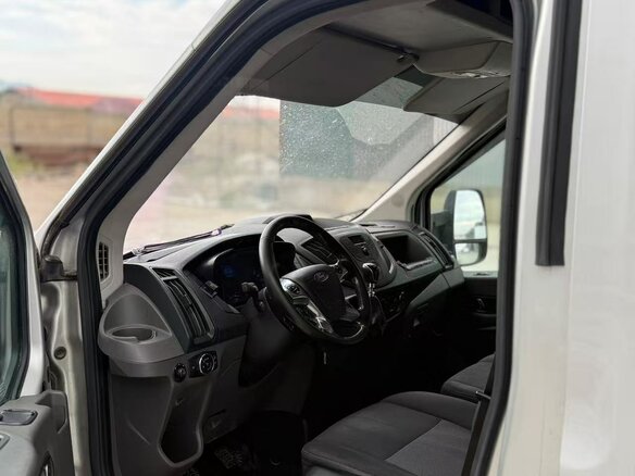 2020 Ford Transit, серебристый, 1850000 рублей - вид 8