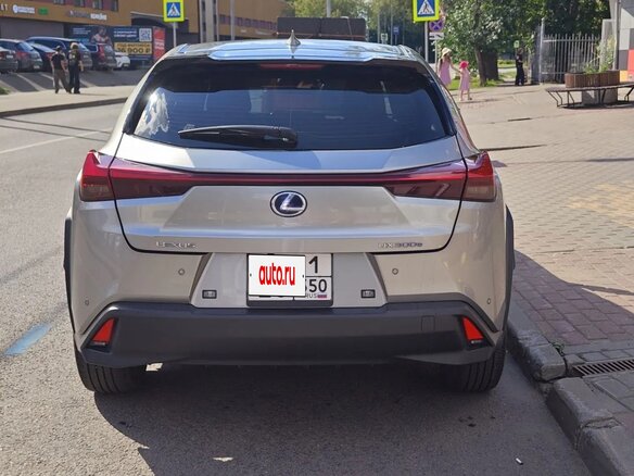 2021 Lexus UX 300e I, серый - вид 4