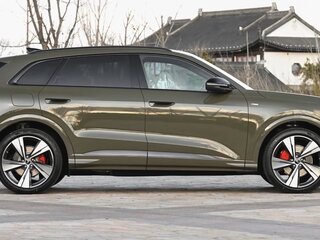 2026 Audi Q5 L III (GU), зелёный, 5900000 рублей, вид 5