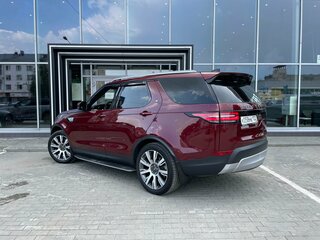 2017 Land Rover Discovery V, красный, 3710000 рублей, вид 4